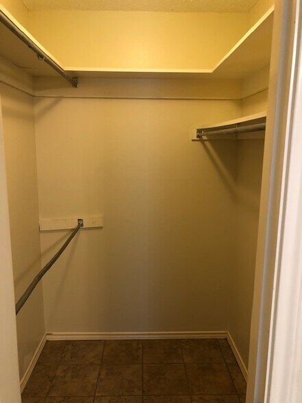 More Photos Of 701 Champion Pl, Texarkana Multifamily For Sale