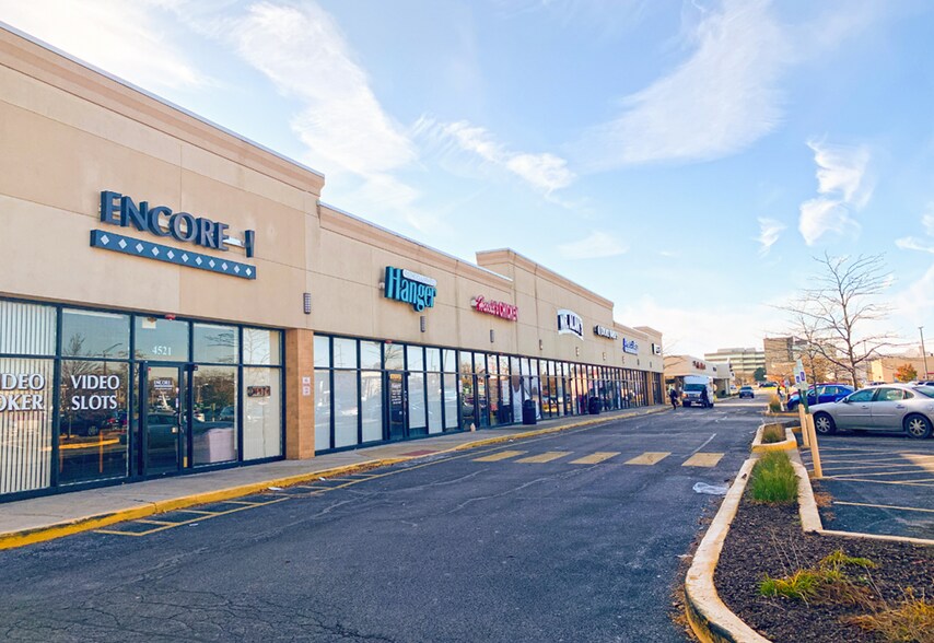 More Photos Of 4515 Lincoln Hwy, Matteson Unknown For Lease