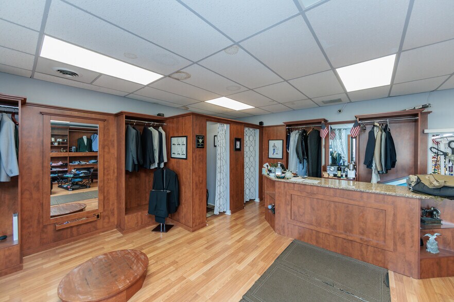 More Photos Of 2085 Clague Rd, Westlake General Retail For Sale