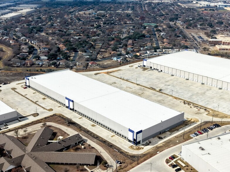 More Photos Of 5327 Eisenhauer Rd, San Antonio Unknown For Lease