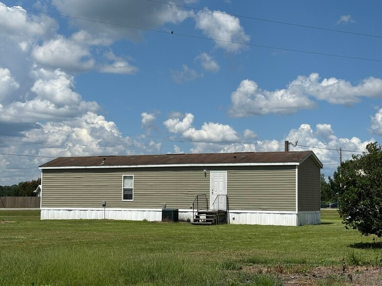 More Photos Of 7322 Highway 122 E, Ray City Manufactured Housing Mobile Home Park For Sale