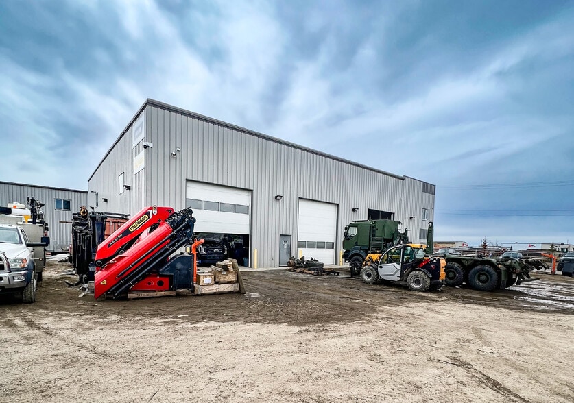 More Photos Of 6803 42 St, Leduc Warehouse For Sale