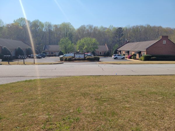 More Photos Of 184 Ben Burton Cir, Bogart Office For Lease