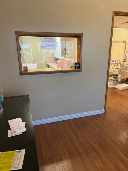 More Photos Of 13175 Paramount Blvd, South Gate Office For Sale
