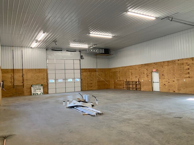 More Photos Of 101 S Augustine St, Wilmington Warehouse For Lease