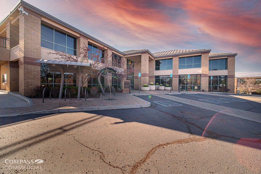 More Photos Of 233 SW Wilson Ave, Bend Office For Lease