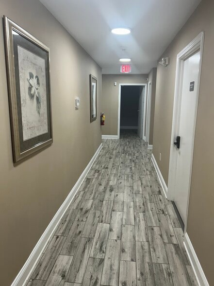 More Photos Of 3525 Holcomb Bridge Rd, Peachtree Corners Office Residential For Lease