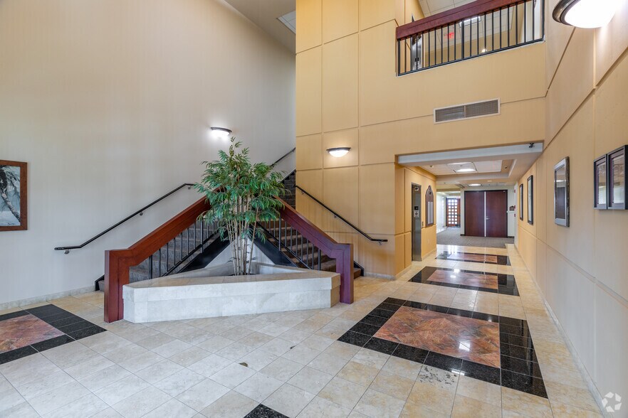 More Photos Of 6050 Santo Rd, San Diego Office For Lease