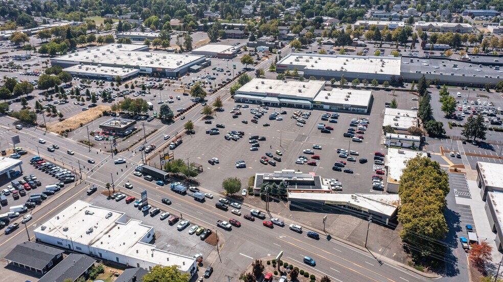 More Photos Of 2248 Santiam Hwy SE, Albany Freestanding For Lease