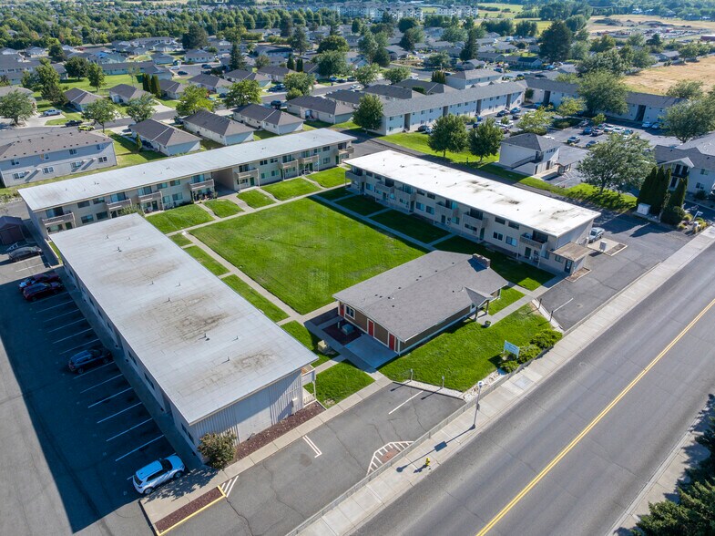 Primary Photo Of 925 E 18th Ave, Ellensburg Apartments For Sale