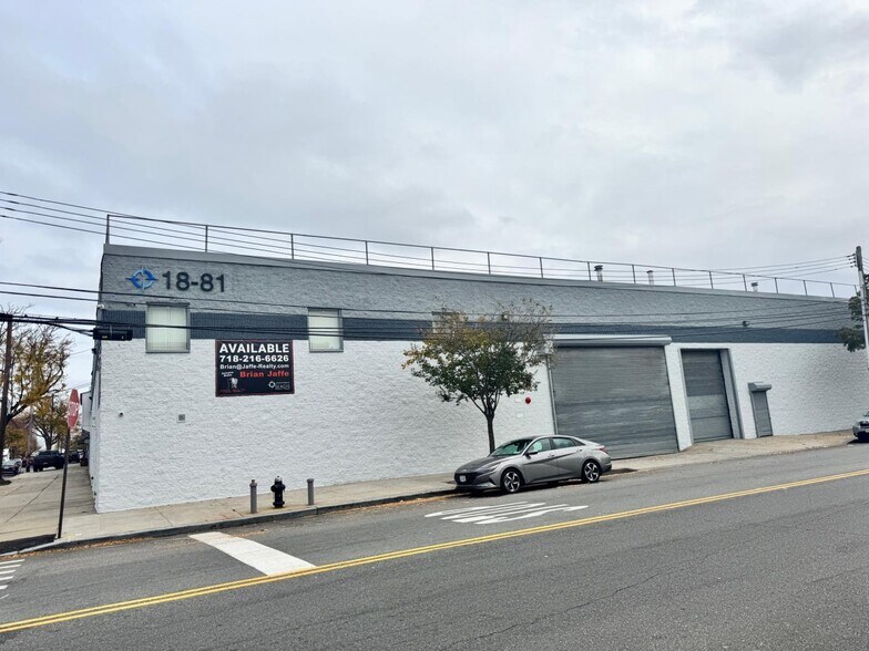 More Photos Of 18-81 Steinway St, Astoria Warehouse For Lease