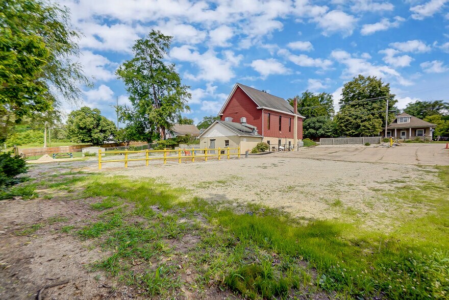 More Photos Of 6987 New Haven Rd, Harrison Restaurant For Sale