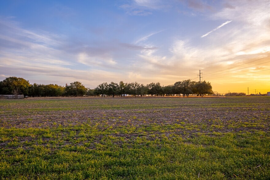 More Photos Of 0 123 Bypass, Seguin Land For Sale