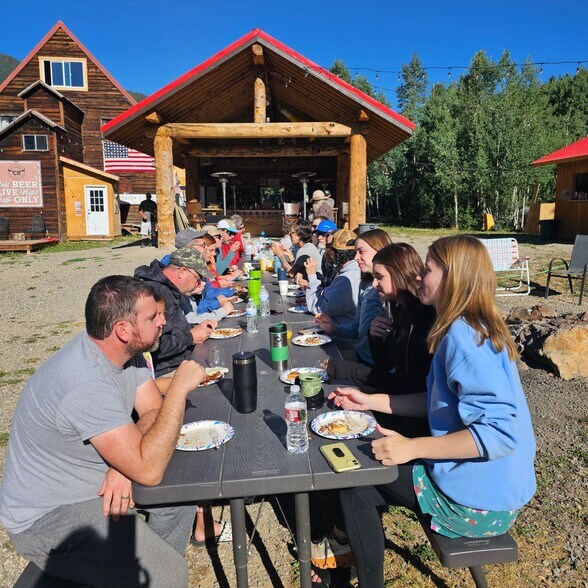 More Photos Of 71450 Highway 550, Silverton Hotel For Sale