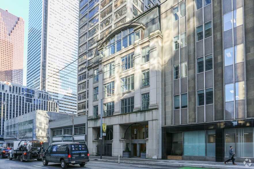 More Photos Of 145 Adelaide St W, Toronto Office For Lease