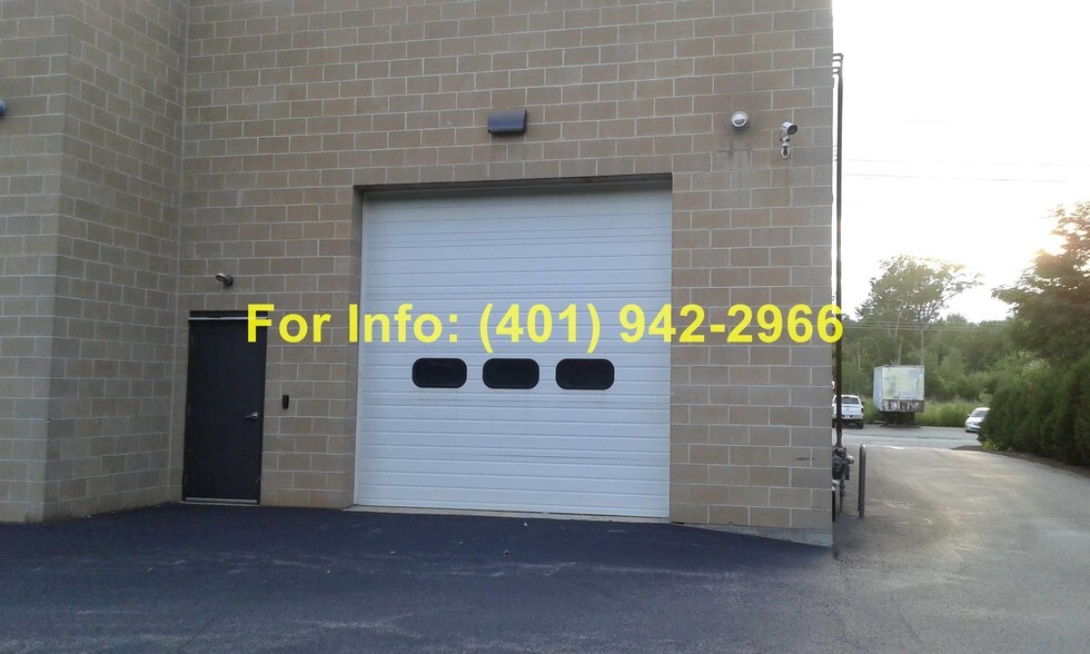More Photos Of 81 Western Industrial Dr, Cranston Warehouse For Sale