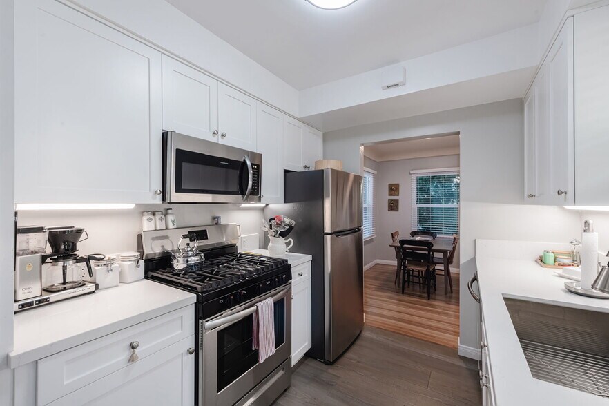 More Photos Of 2404 Via Campesina, Palos Verdes Estates Apartments For Sale