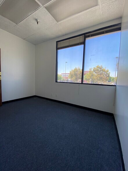 More Photos Of 300 S Garfield Ave, Monterey Park Office For Sale