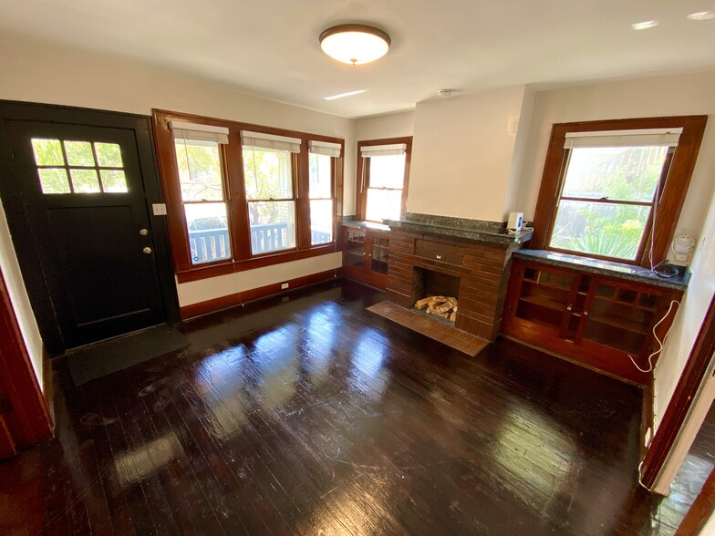 More Photos Of 78 San Marcos St, Austin Office Residential For Lease