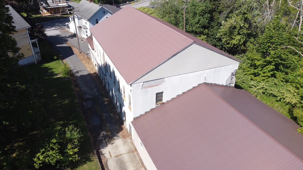 More Photos Of 2763 Highway 6, Slate Hill Warehouse For Sale