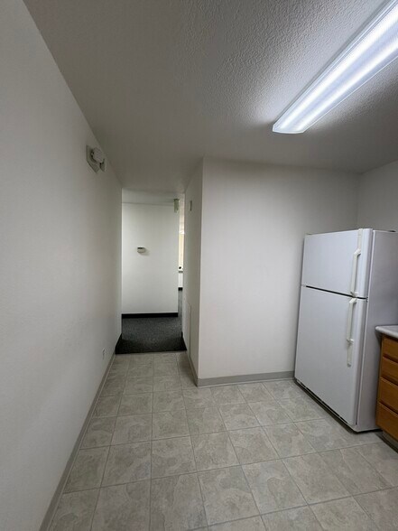 More Photos Of 1380 E Aultman St, Ely Office For Sale