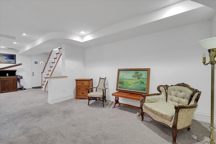 More Photos Of 630 D St, Marysville Apartments For Sale