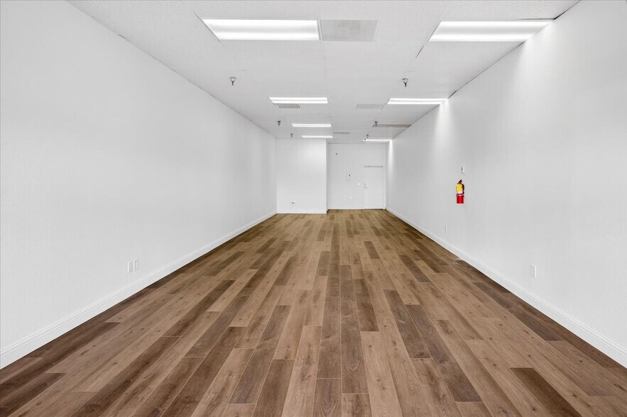 More Photos Of 1458-1468 Clovis Ave, Clovis Unknown For Lease