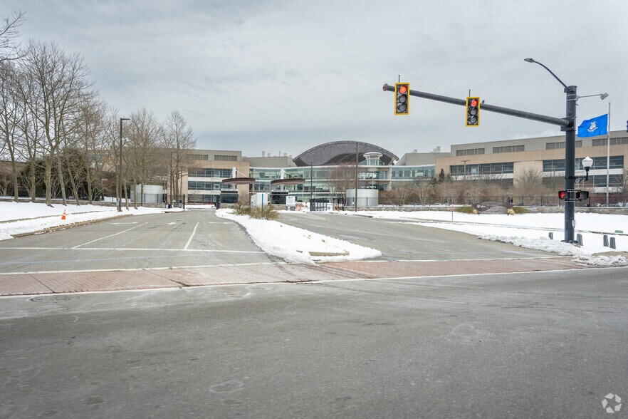 More Photos Of 280 Shennecossett Rd, Groton Office For Lease