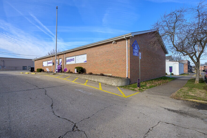 More Photos Of 49 Olive St, Gallipolis Office For Sale