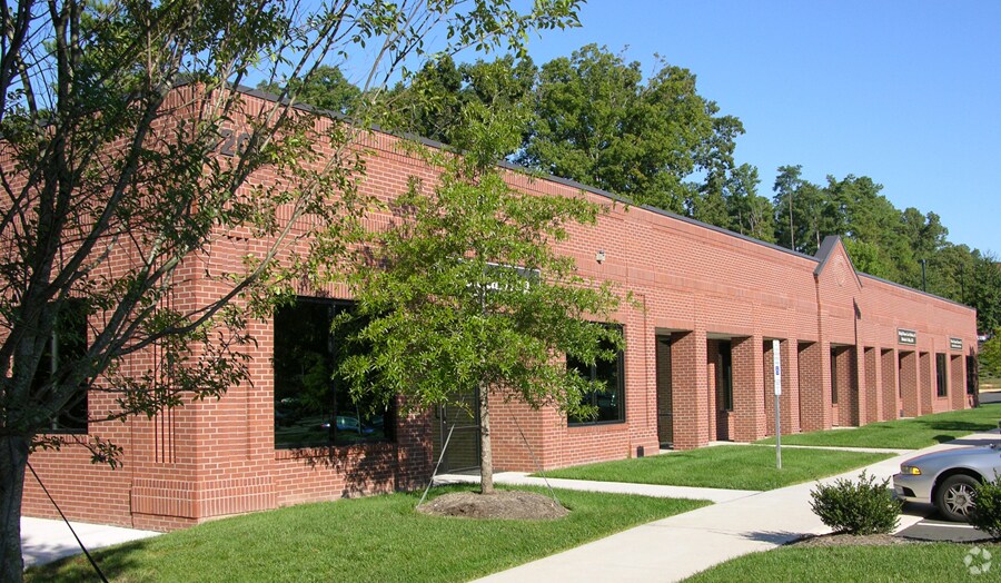 More Photos Of 3130 Fairhill Dr, Raleigh Office For Sale