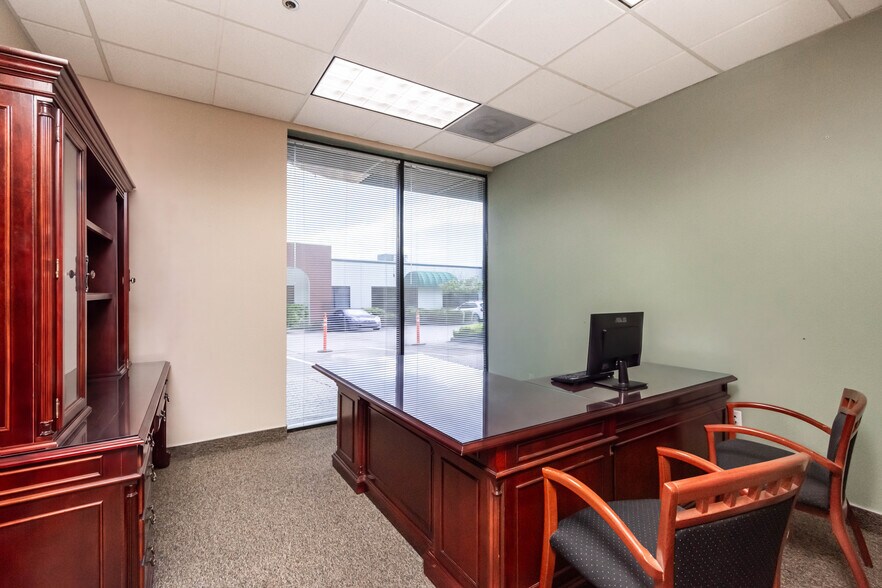 More Photos Of 8203 Sierra College Blvd, Roseville Office For Sale