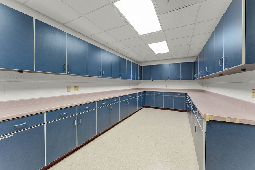 More Photos Of S5864 State Highway 23, Loganville Light Distribution For Sale