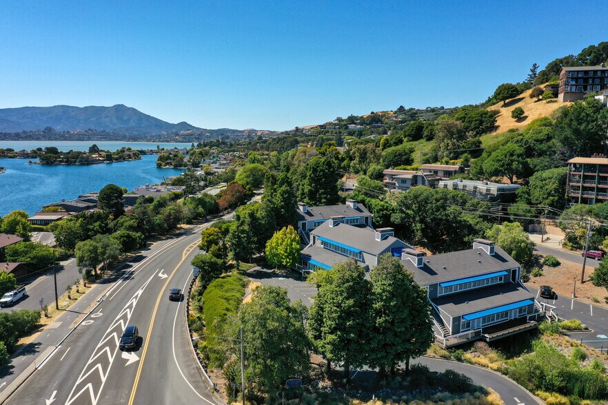More Photos Of 1100-1120 Mar West St, Tiburon Office For Sale
