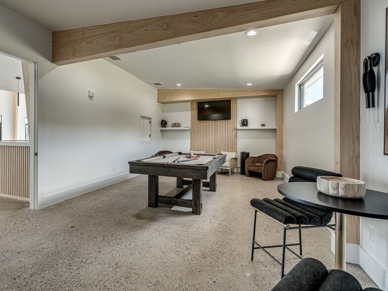 More Photos Of 20480 NE 164th St, Luther Lodge Meeting Hall For Sale
