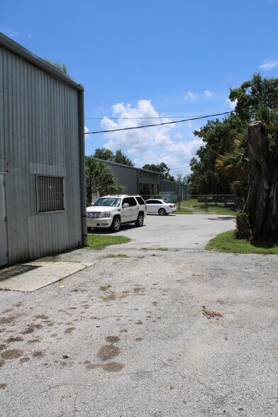 More Photos Of 607 Prairie Mine Rd, Mulberry Industrial For Sale