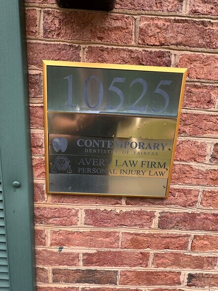 More Photos Of 10525 Braddock Rd, Fairfax Medical For Sale