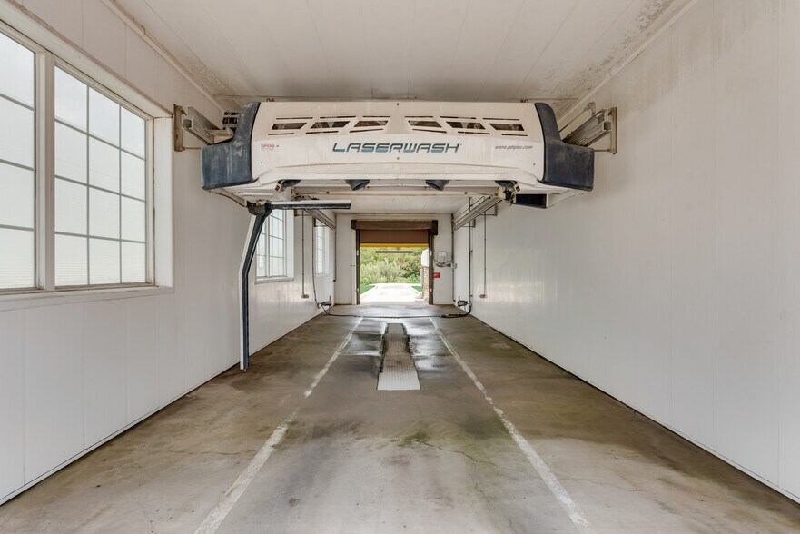 More Photos Of 26623 US Highway 380 E, Providence Village Specialty For Sale