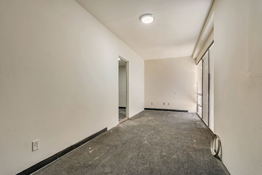 More Photos Of 2485 Technology Dr, Hayward Research And Development For Lease