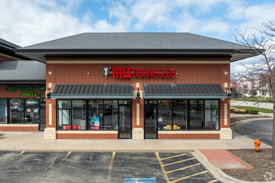 More Photos Of 4003 Plainfield-Naperville Rd, Naperville Coworking Space