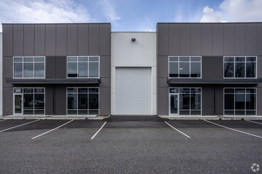 More Photos Of 44921 Commercial Crt, Chilliwack Warehouse For Lease