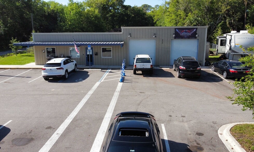 Primary Photo Of 415 Dairy Ave, Saint Augustine General Retail For Sale