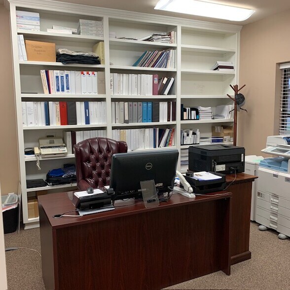 More Photos Of 4501 Northwest Freeway, Wichita Falls Loft Creative Space For Sale