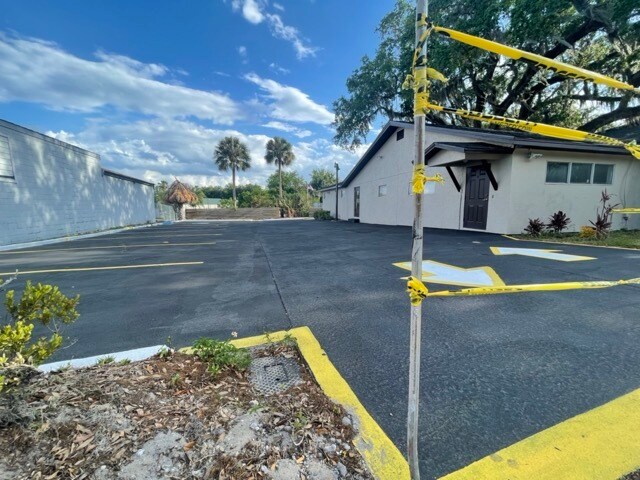 More Photos Of 1707 South St, Leesburg Daycare Center For Sale