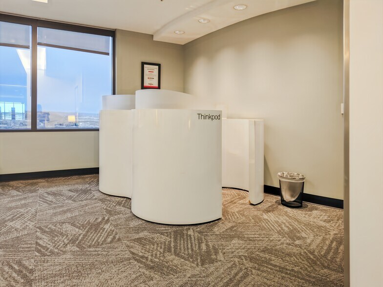 More Photos Of 2300 Main St, Kansas City Coworking Space