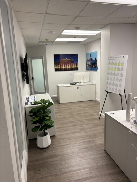 More Photos Of 150 SE 2nd Ave, Miami Office Residential For Sale