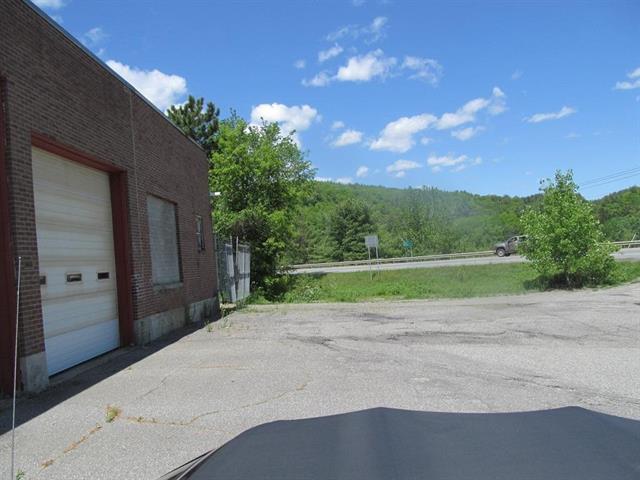 More Photos Of 50 Woodstock Rd, White River Junction Auto Repair For Sale