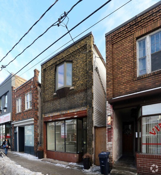 Primary Photo Of 415 Jane St, Toronto Storefront Retail Residential For Lease