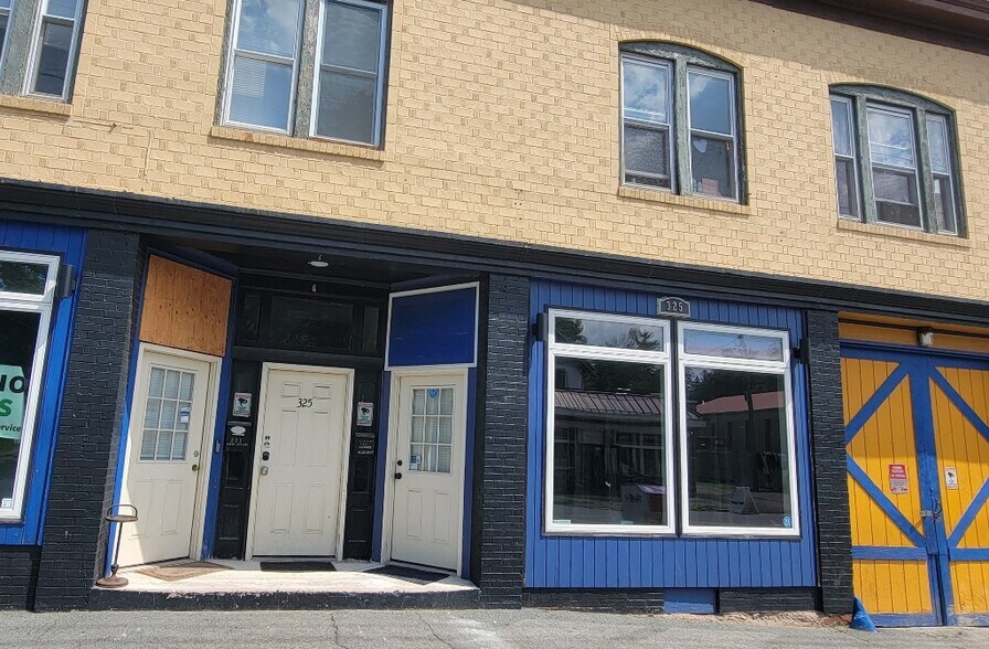 More Photos Of 325 N Main St, Liberty Flex For Lease