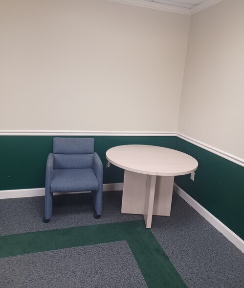 More Photos Of 5046 Thoroughbred Ln, Brentwood Loft Creative Space For Lease