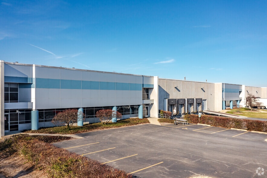 Primary Photo Of 1000 Stevenson Ct, Roselle Service For Lease